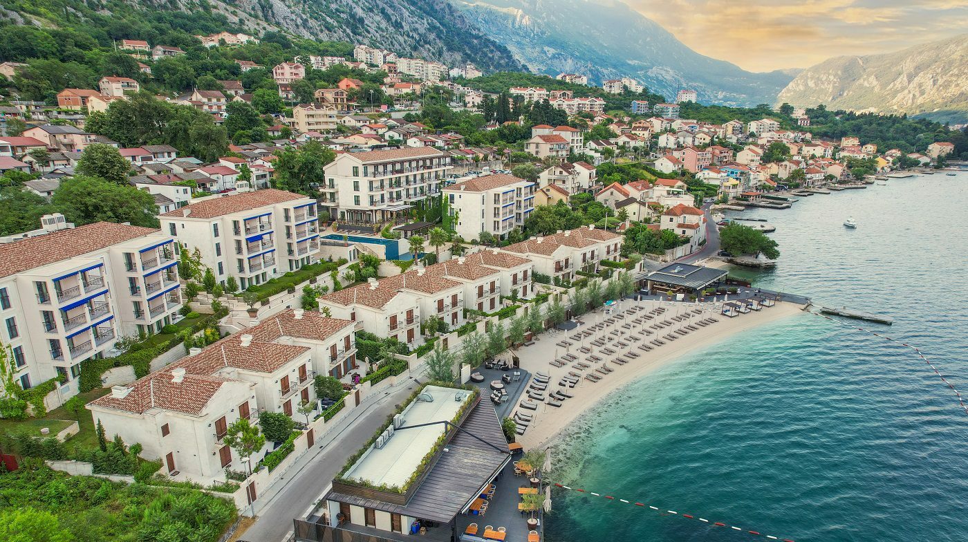 Huma Hotel & Villas, Plaža Virtu