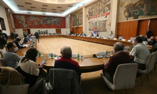 Krizni štab traži hitnu sednicu