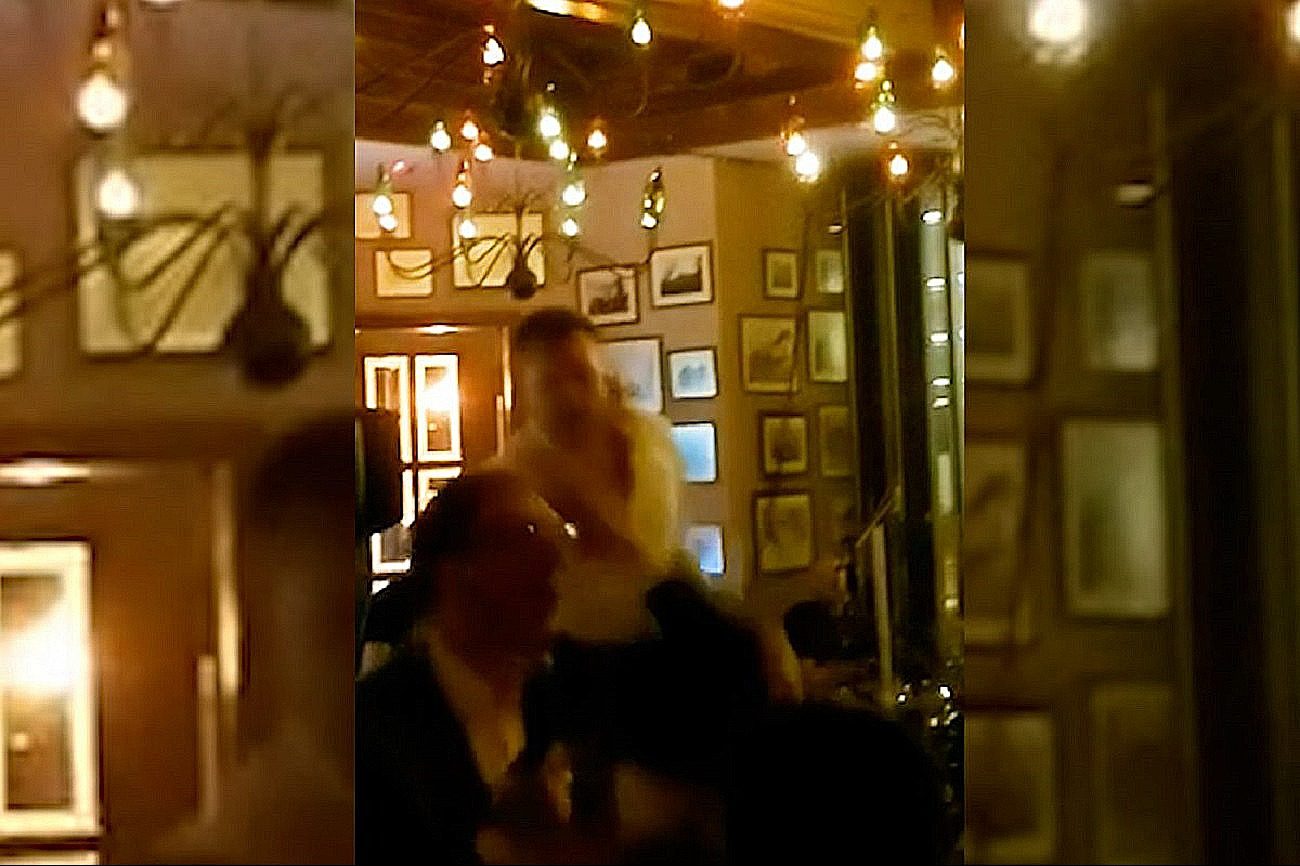 Vučić u navijačkom stilu