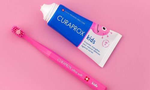 Curaprox kids četkica za zube