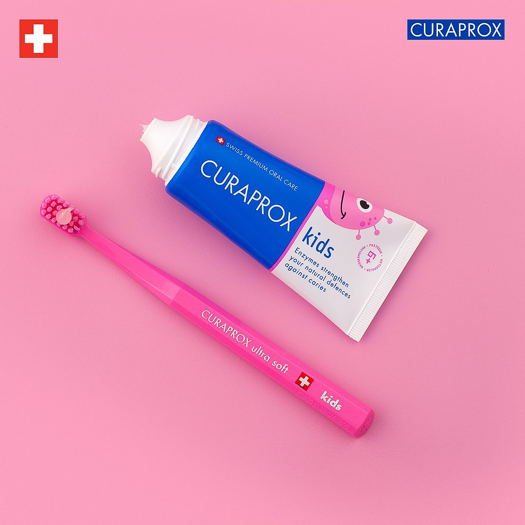 Curaprox kids četkica za zube