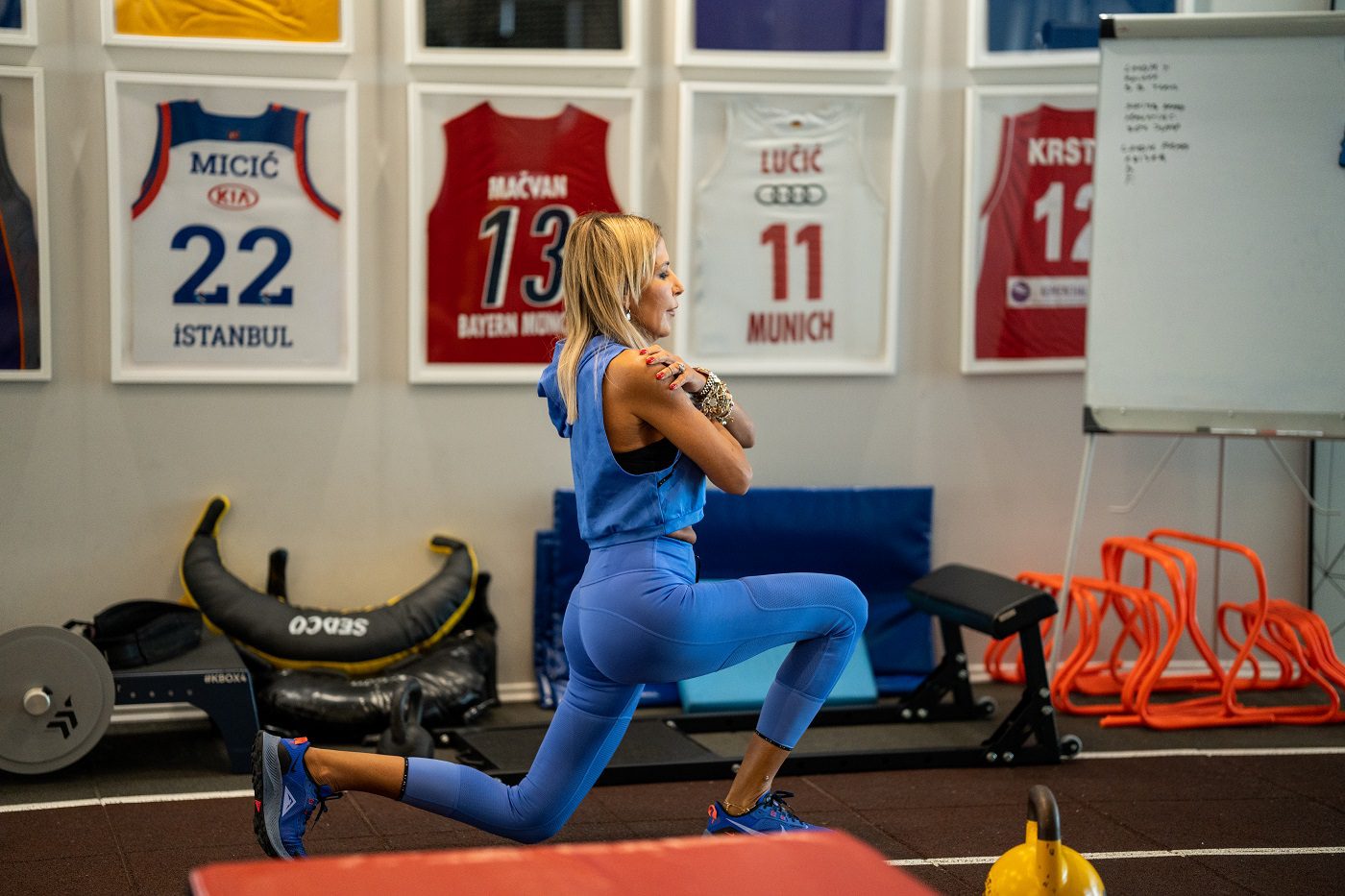 M.L: Obično u kriznim situacijama kompanije stoje i čekaju da vide ishod. Ja tad dodajem gas