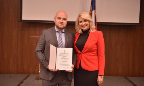 Ivan Dmitriev, direktor Funkcije za HSE, Darija Kisić Tepavčević, ministarka za rad, zapošljavanje, boračka i socijalna pitanja