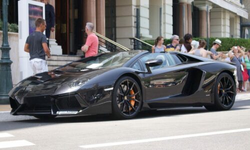 Novi Lamborgini voze