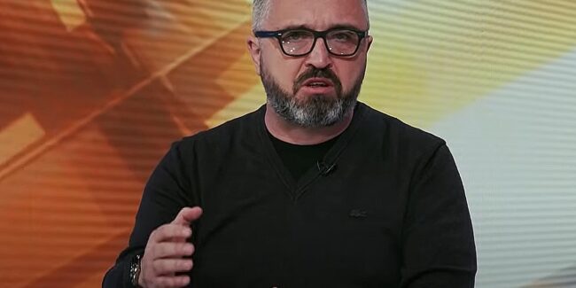 Dragan J. VUčićević