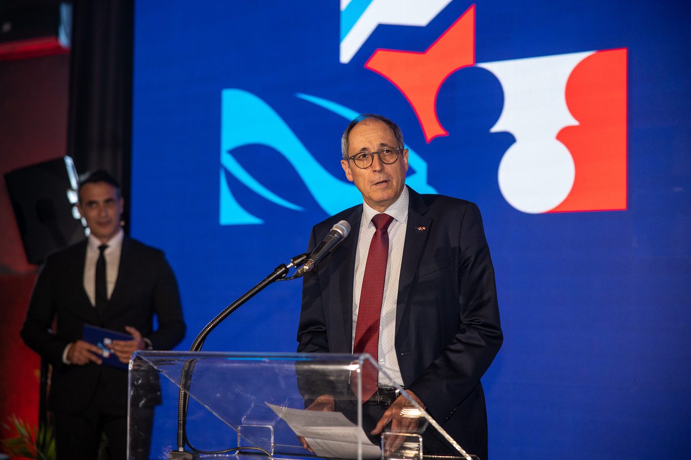 NJ.E Ambasador Švajcarske u Srbiji, Urs Šmid