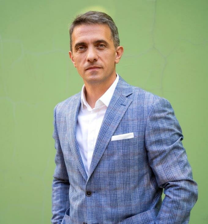 Živojin Petrović, autor