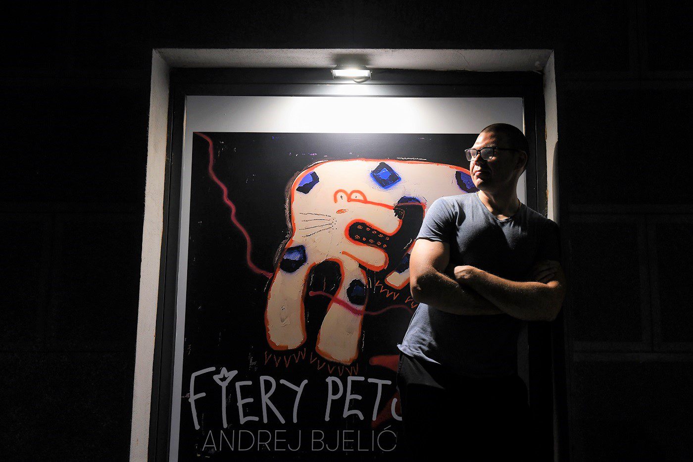 Izložba “Plameni ljubimci / Fiery Pets” umetnika Andreja Bjelića