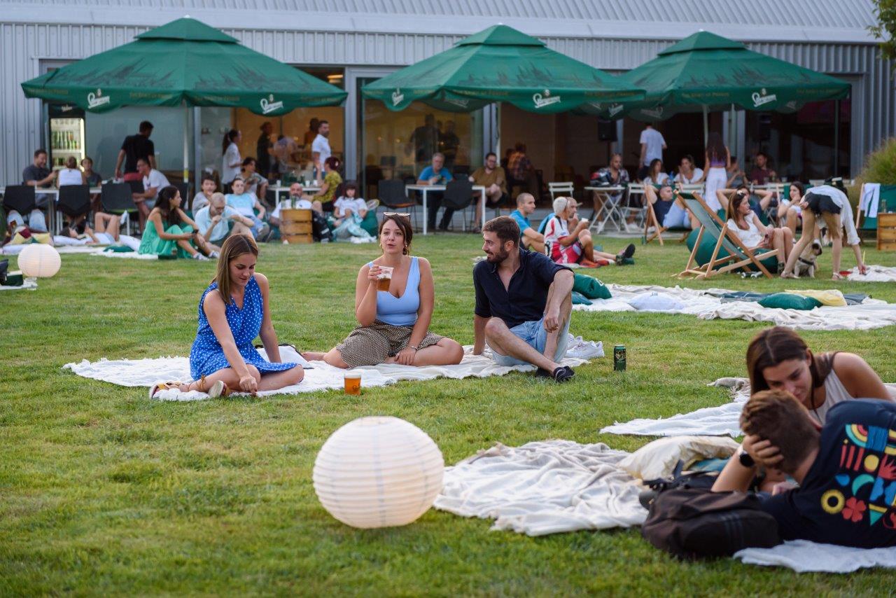 Piknik Staropramen piva