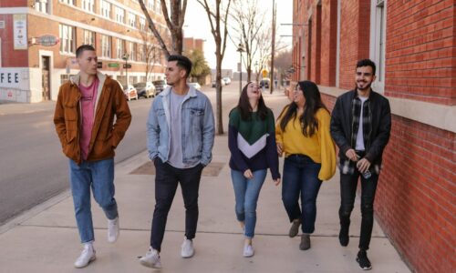 Mladi, statusni simboli generacija Z