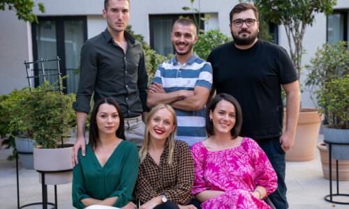 redakcija, šest ispod 30