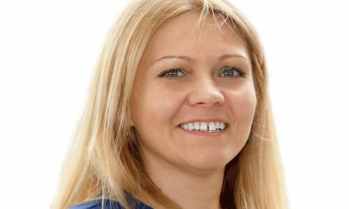 Hajnalka Herak, Izvršnog direktora za komercijalne poslove.