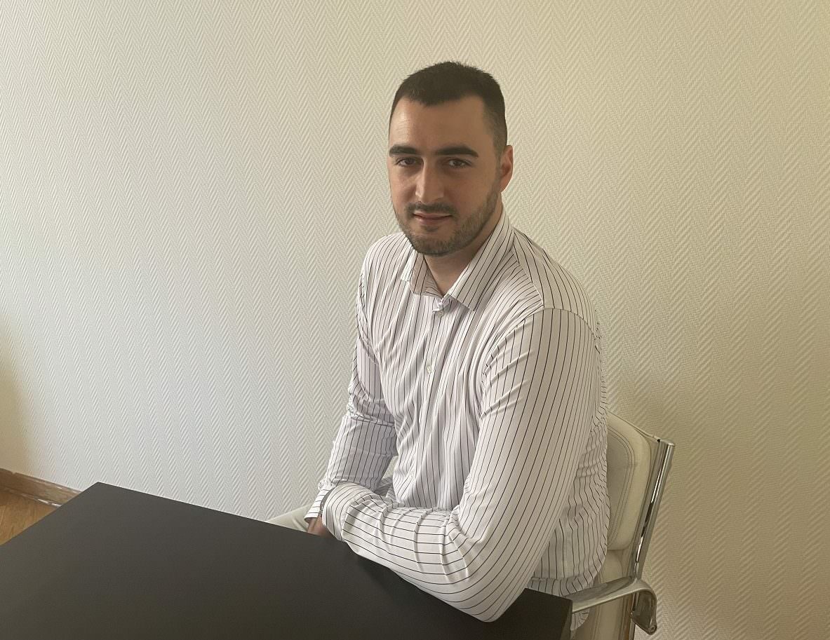 Nikola Gušić, Deloitte