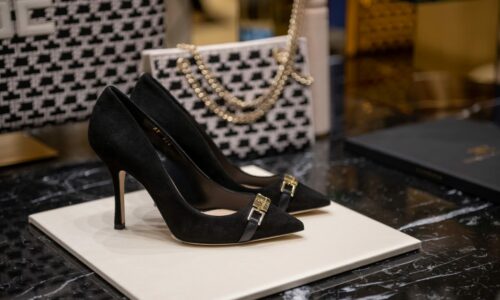 Elisabetta Frenchi, cipele, torba