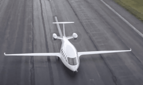 Električni avion "Alice"