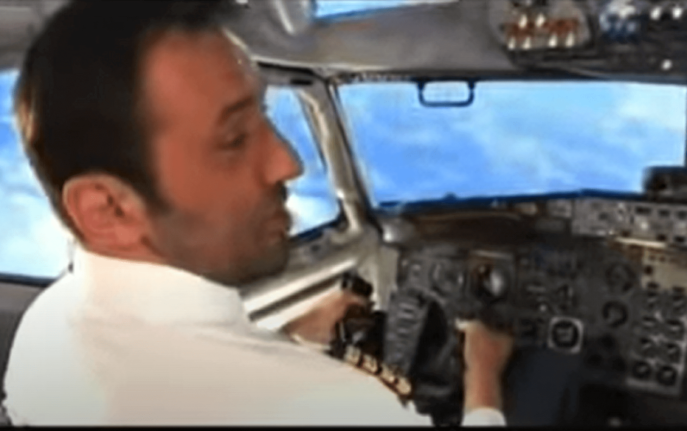 Vlada Divac, avio kompanija