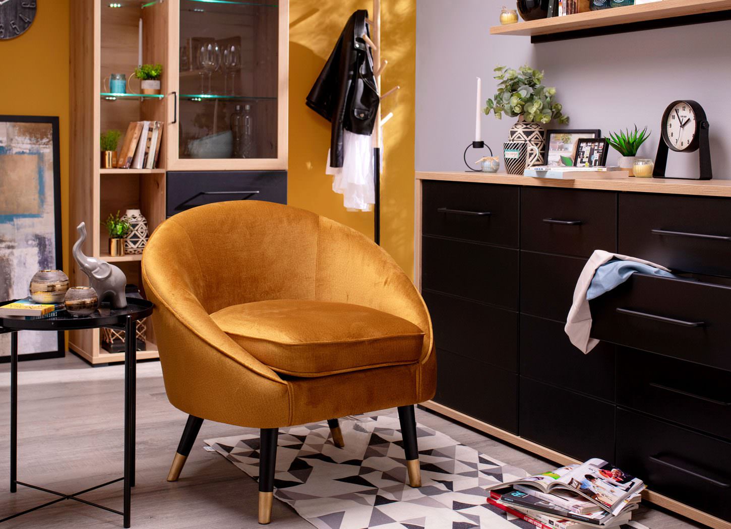 Fotelja BRIŽ, Komoda LUSITANIA