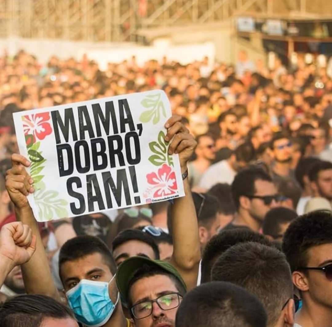 Mama dobro sam (Privatna arhina)