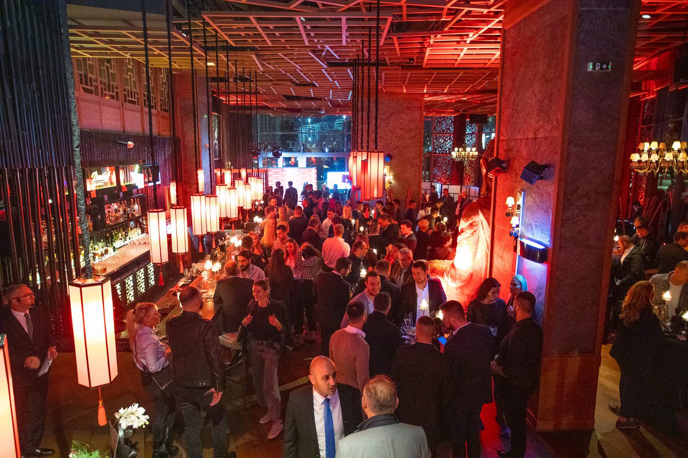 Deo atmosfere na premijeri