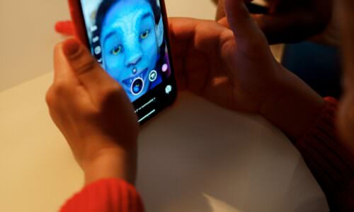 Deca, emotivanje uživo