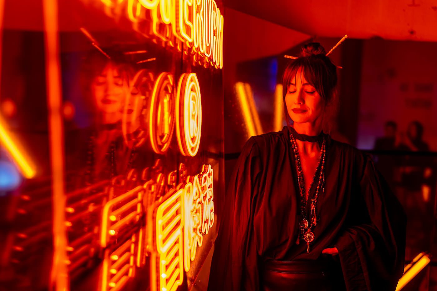 Aleksandra Duende, Superdry žurka