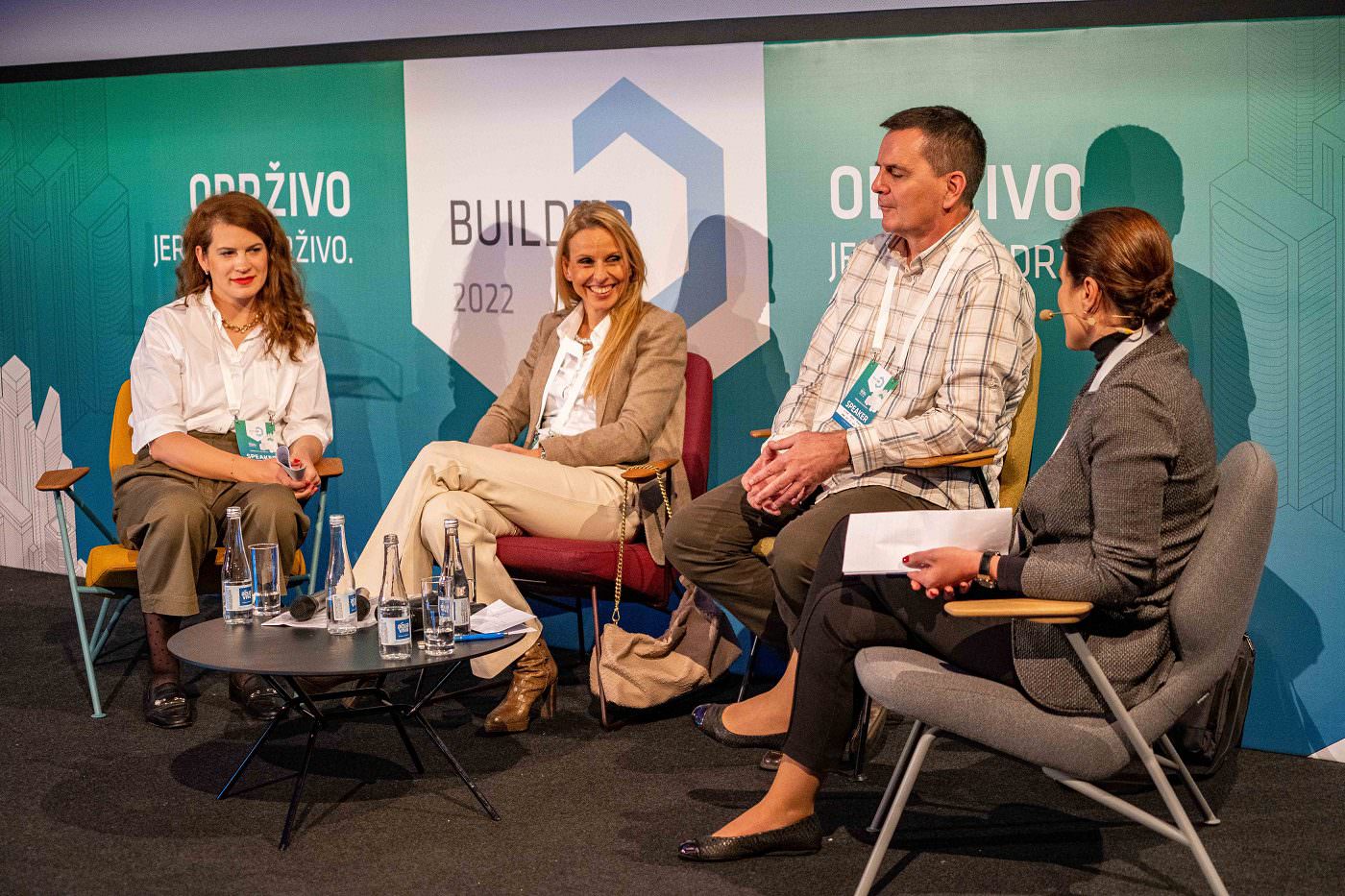 Jovana Jolović, Novaston