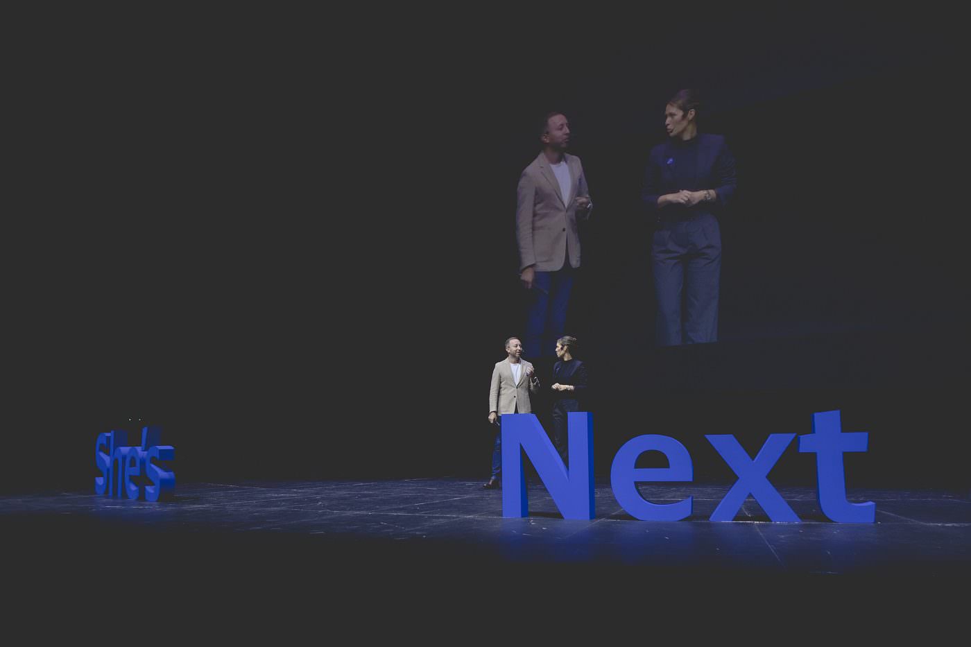 Milan Maglov, Aleksandra Bezmarević Stević