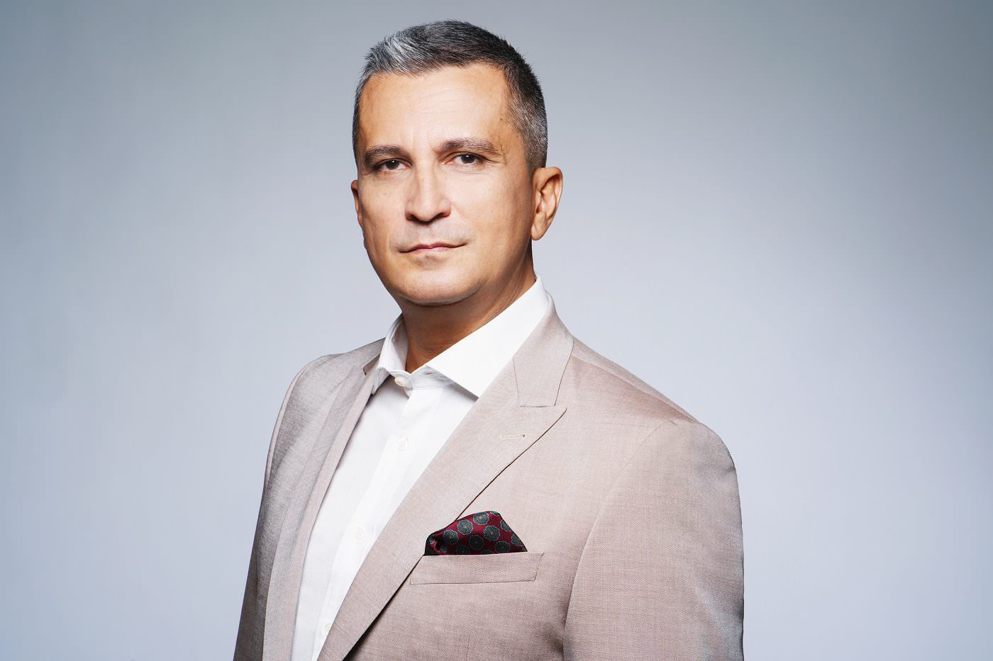 Predrag Petrović, DP Lux grupa, radikalna opcionalnost