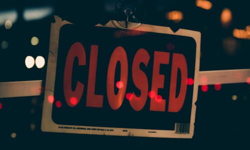 Zatvoreno, radno vreme, grad, preduzetnici (Unsplash)