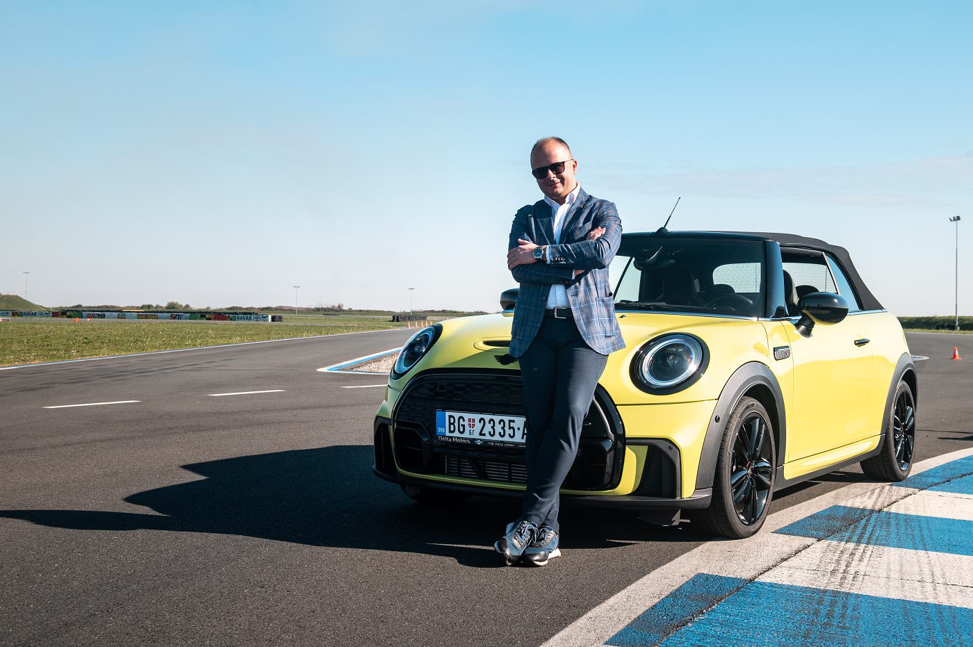 Ivan Vitorović, hotel Mona Plaza