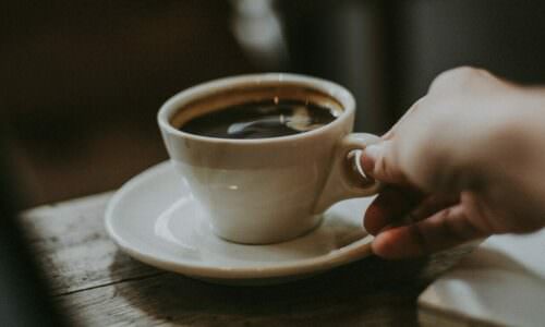 Kafa, kafić (Unsplash)