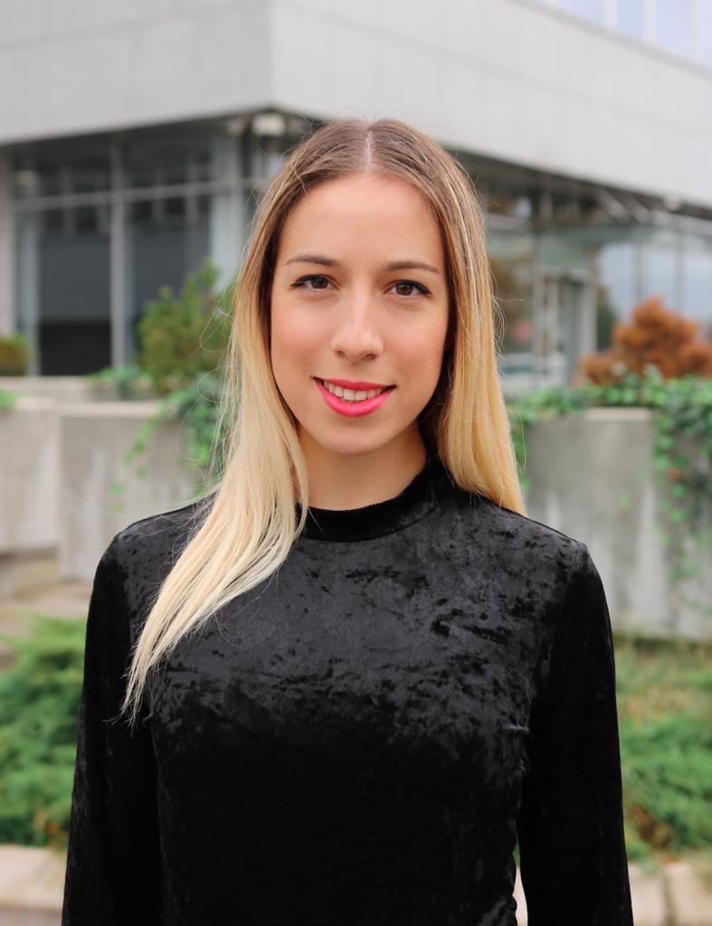 Jelena Aleksić Maybelline