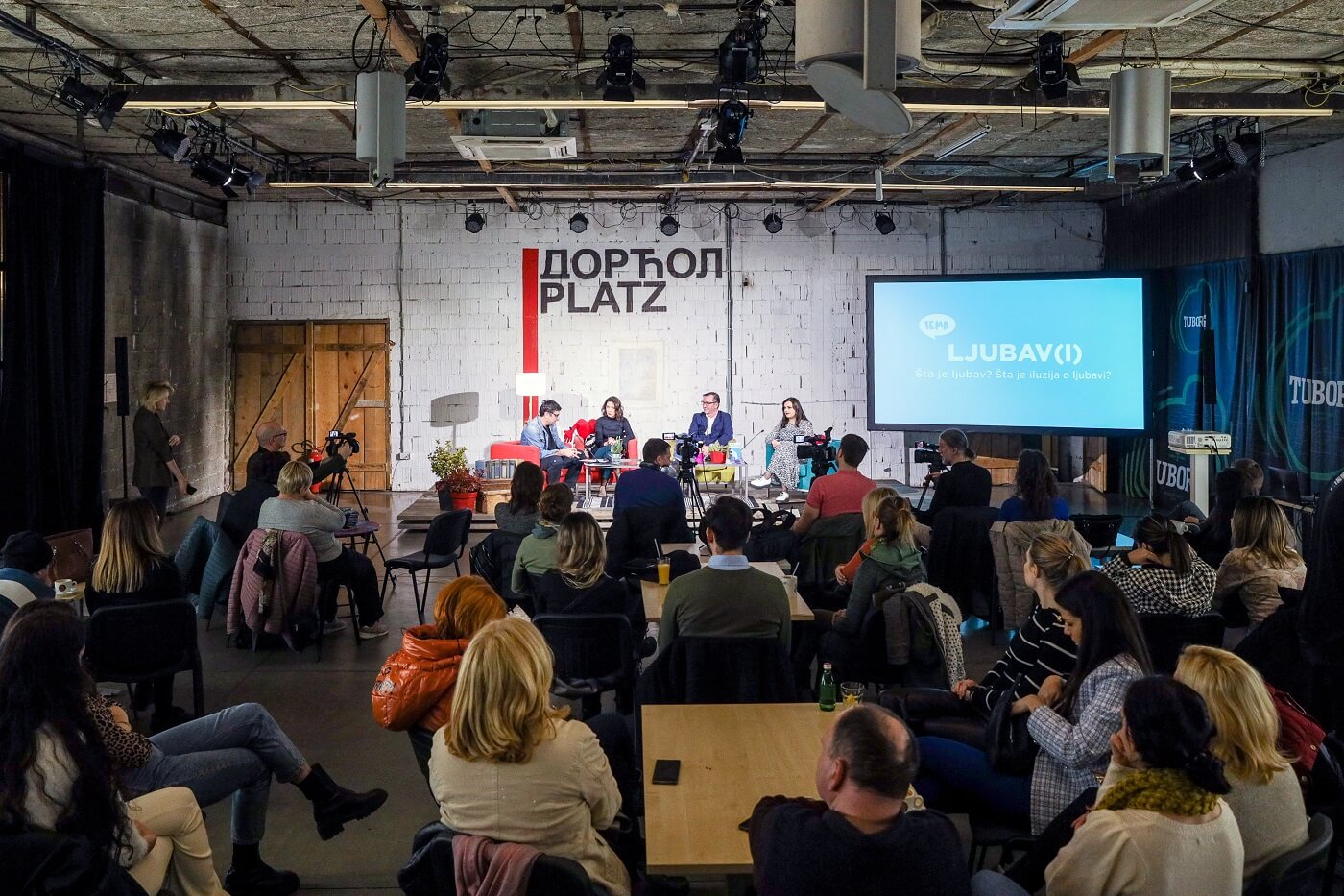 Tribina Na kafi sa psihologom, tema Ljubav - Sta je ljubav, sta je iluzija o ljubavi, Dorcol Platz