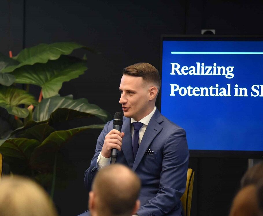 Ivan Stojić, Head of Advisory and Transaction Office i Miloš Antović, Associat Director, Building Consultancy