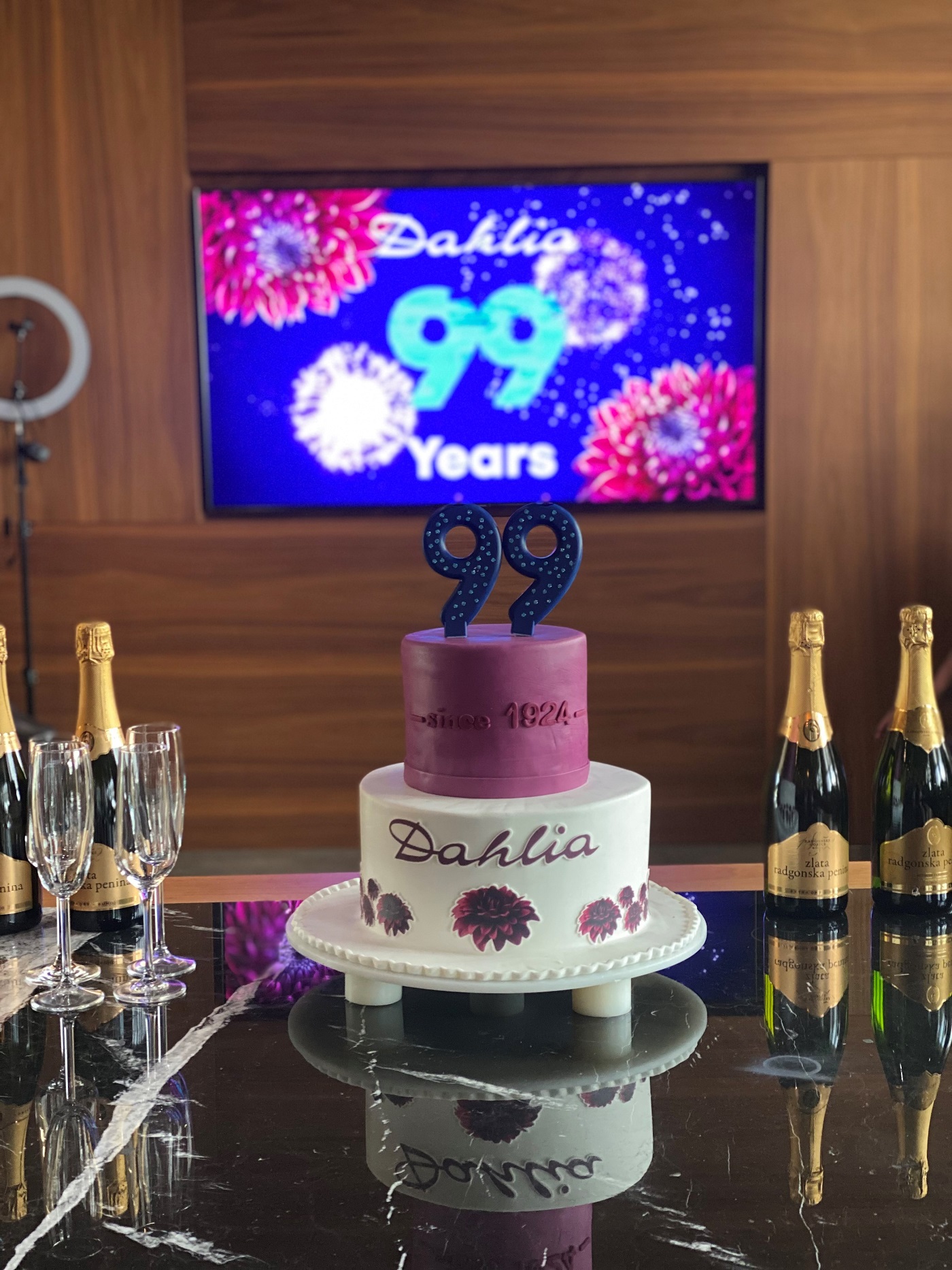 Dhalia 99. rođendan