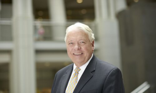 Džon E. Dru, predsednik Asocijacije svetskih trgovinskih centara