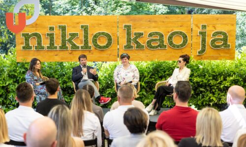 A1 Srbija, Darko Radulović 2 Niklo kao ja