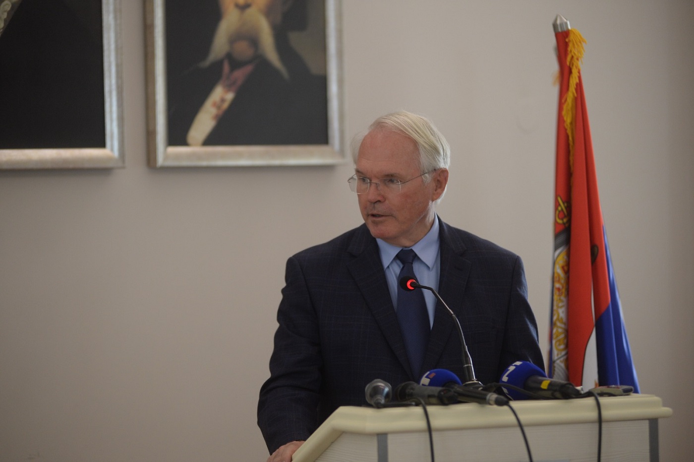 Ambasador SAD Kristofer Hil