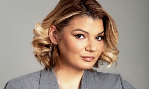 Ivana Kampel, Ananas