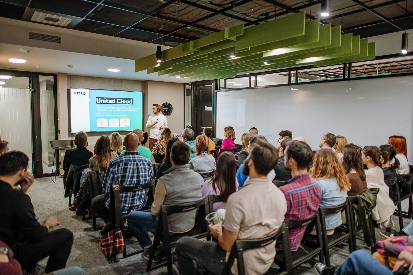 United Cloud Design Studio, koji razvija najsavremenije UI/UX modele