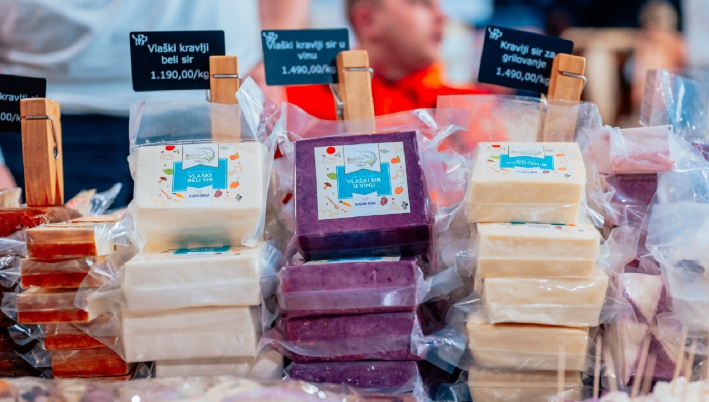 Zapis Homolja - sir u vinu