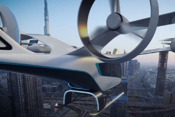 Leteći taksi, proizvođač aviona