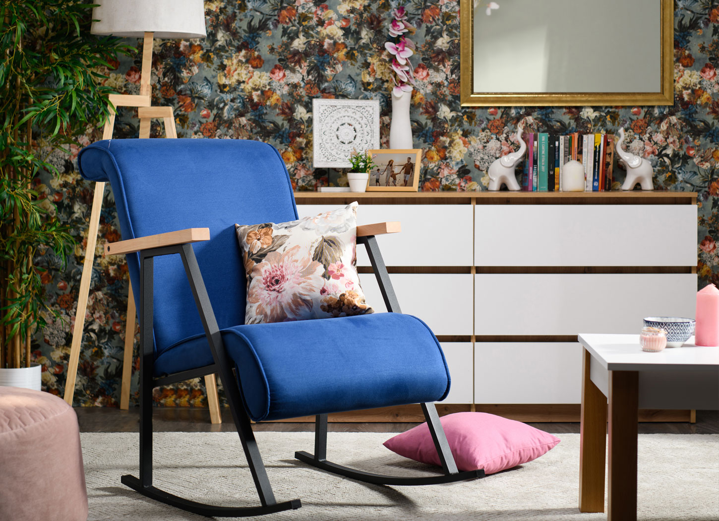 forma ideale akcentni nameštaj