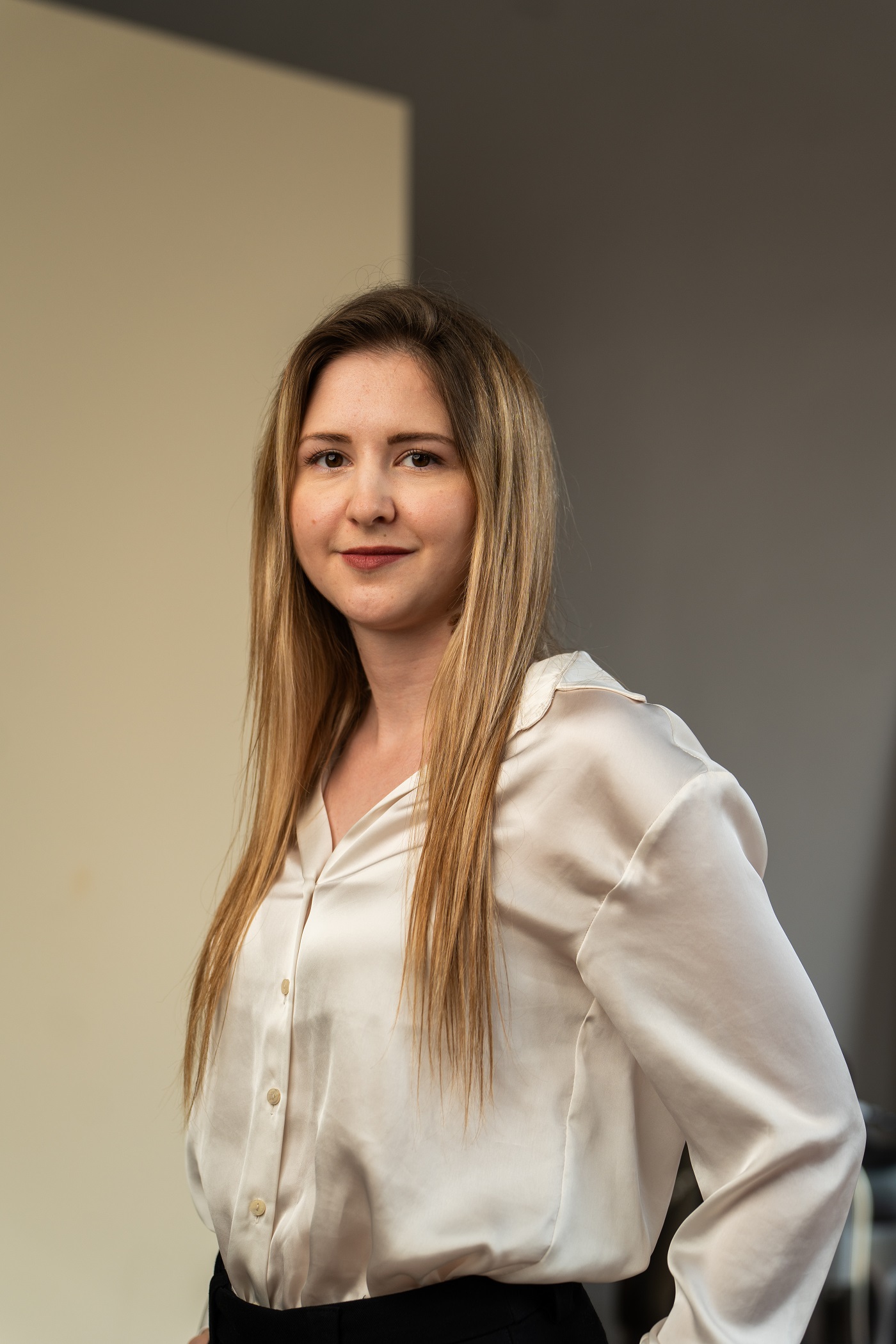 Anđela Cvetićanin Filipović, Schneider Electric