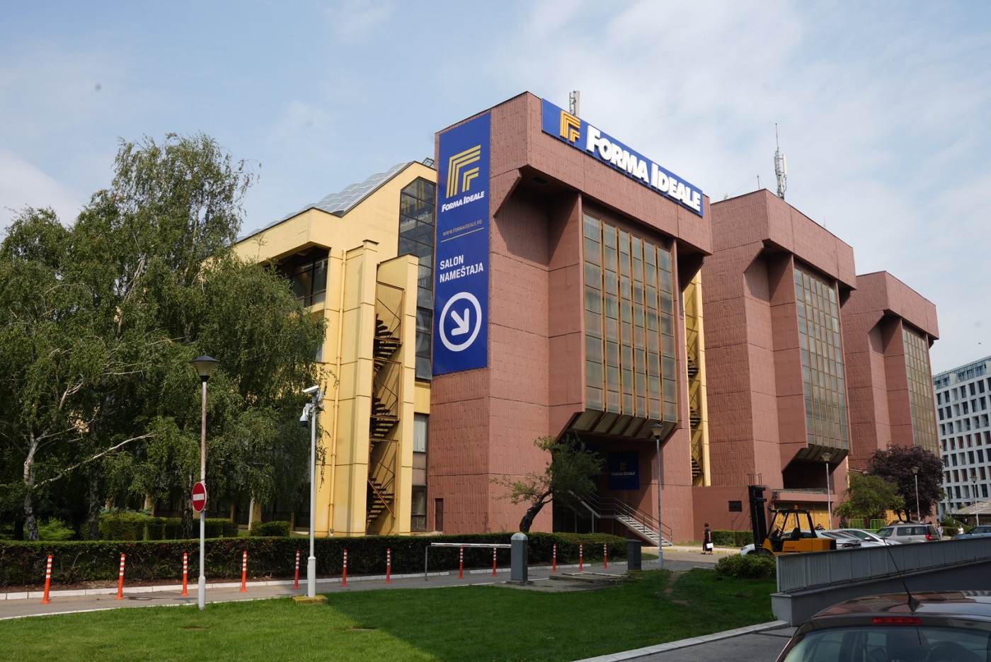 Forma Ideale - Salon nameštaja (Energoprojekt)