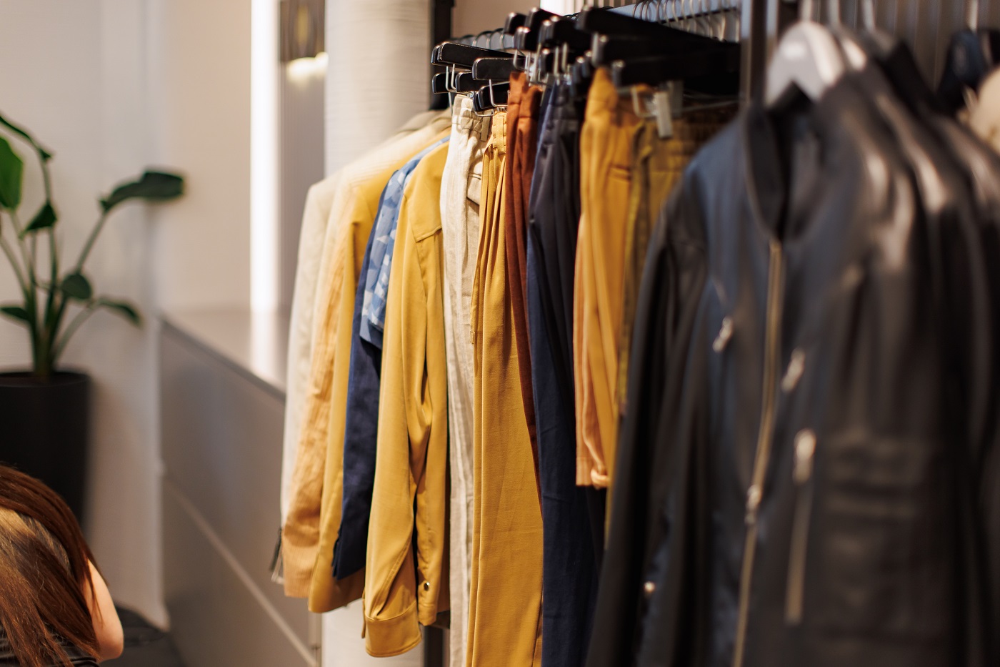 Mona Man, prodavnica u Banja Luci