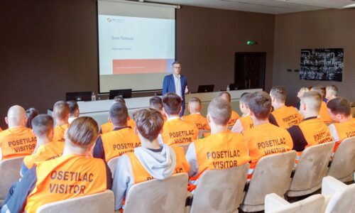 Učenici, Rafinerija, NIS