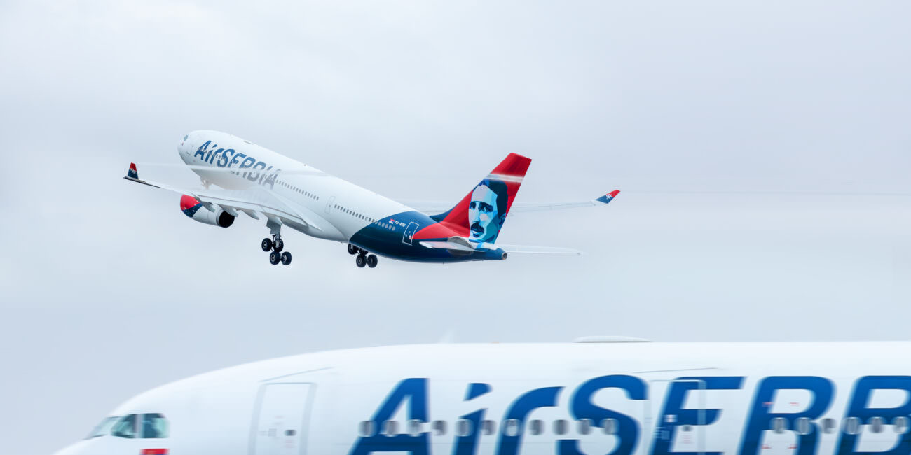 Er Srbija, deset godina