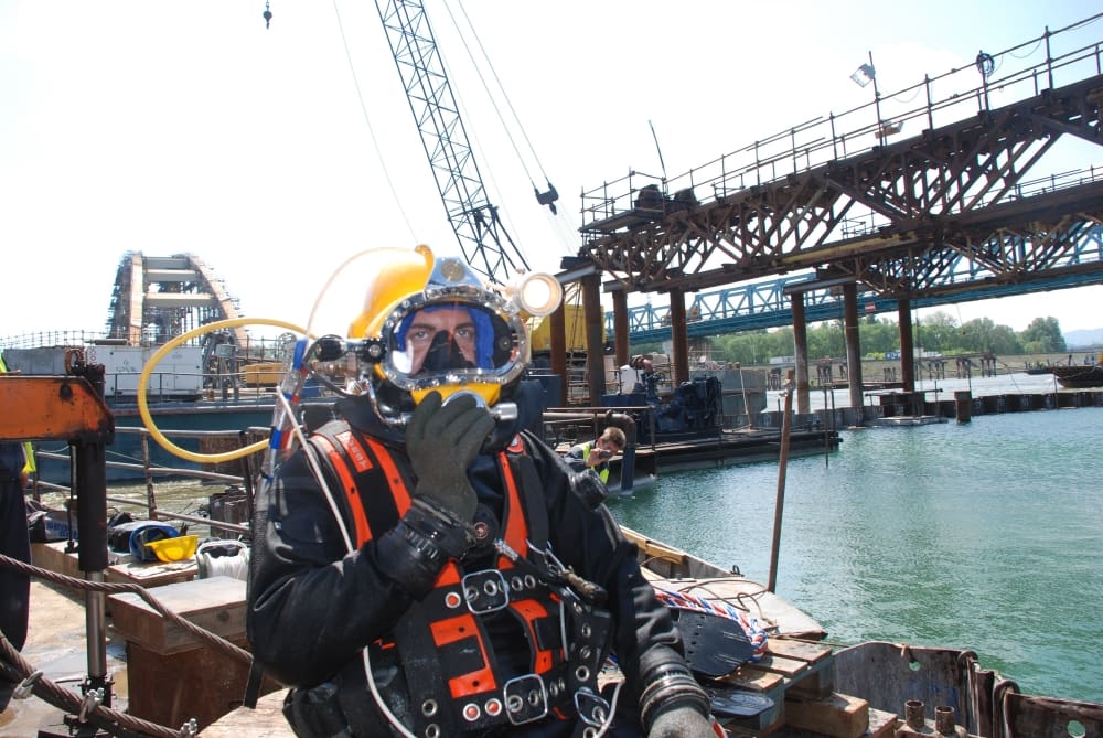 Rudar, vatrogasac, podvodni zavarivač