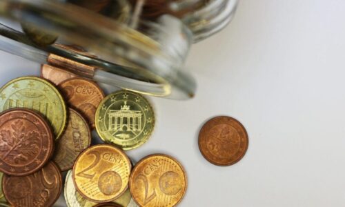 Prodaje kovanicu evra